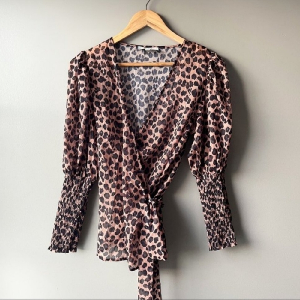 Leopard print wrap blouse - Picture 3 of 3